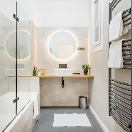 Pastel Dream 3br Gem Artful Spacious Apartman *