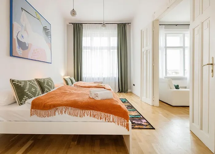 Pastel Dream 3br Gem Artful Spacious Apartament Budapeszt
