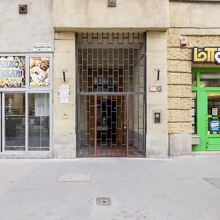 アパート Pastel Dream 3br Gem Artful Spacious ブダペスト