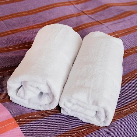 Pastel Dream 3br Gem Artful Spacious * ブダペスト