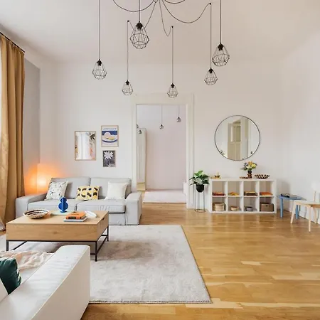 アパート Pastel Dream 3br Gem Artful Spacious *