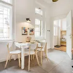 Pastel Dream 3br Gem Artful Spacious *