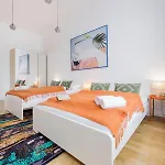 Pastel Dream 3br Gem Artful Spacious Budapeszt
