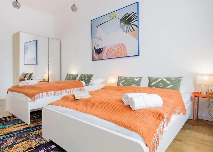 Pastel Dream 3br Gem Artful Spacious Budapest